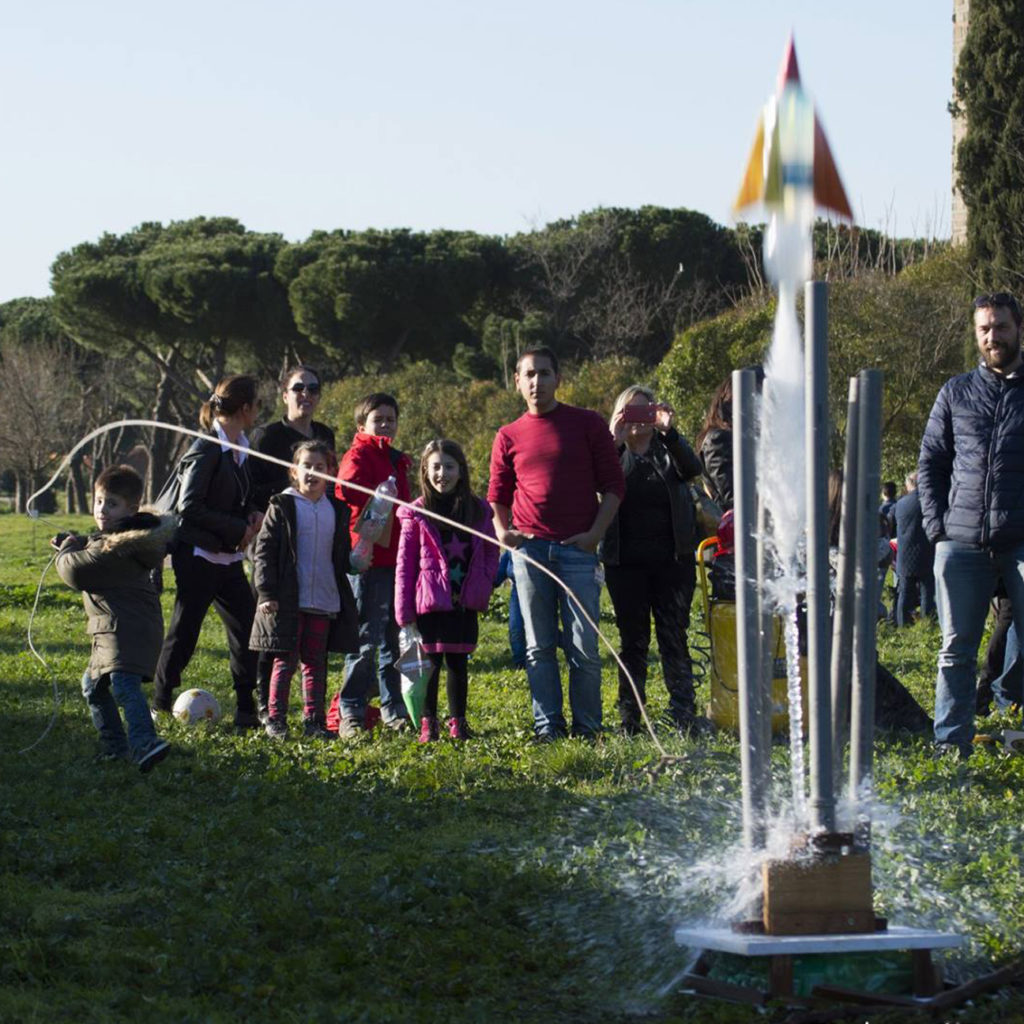 Costruzione e Lancio di Razzi ad Acqua